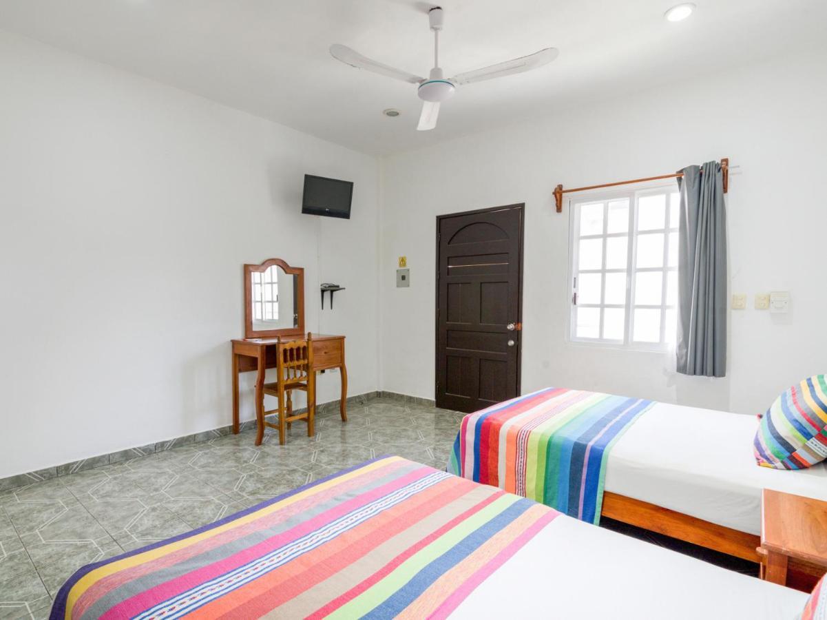 Tulum City Hotel Bagian luar foto